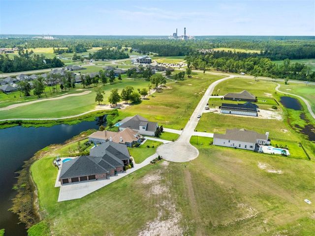 2407 Hogans Alley, Westlake, LA 70669