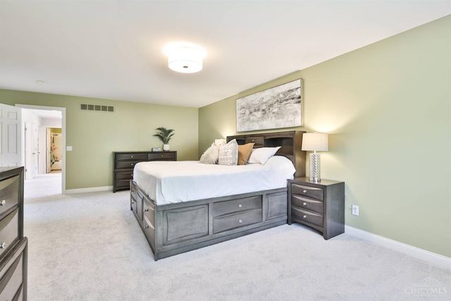 415 Grandin Ridge Drive, Hamilton Twp, OH 45039