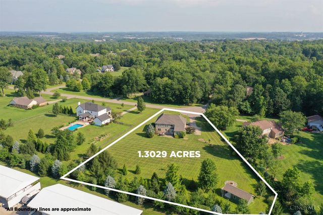 415 Grandin Ridge Drive, Hamilton Twp, OH 45039
