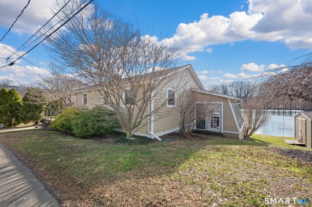 4 Martin Trail, Wallingford, CT 06492