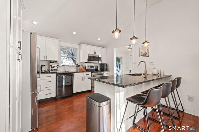 4 Martin Trail, Wallingford, CT 06492