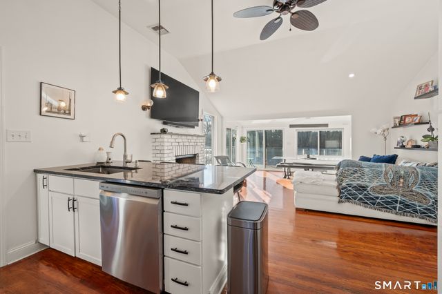 4 Martin Trail, Wallingford, CT 06492