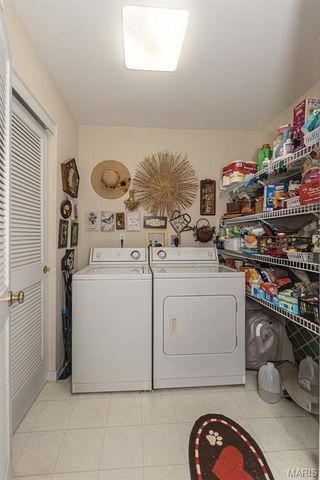 4 Quiet Meadow Court, St Peters, MO 63376