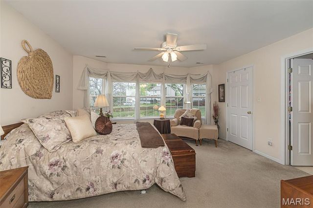 4 Quiet Meadow Court, St Peters, MO 63376