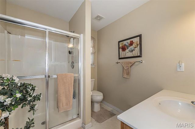 4 Quiet Meadow Court, St Peters, MO 63376