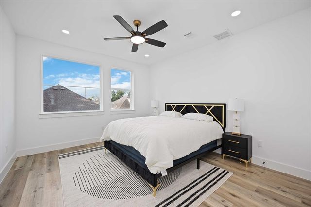 1805 Emir Street M, Houston, TX 77009