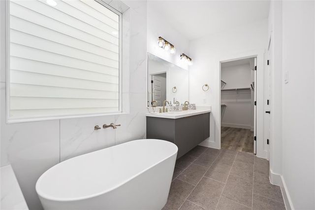 1805 Emir Street M, Houston, TX 77009