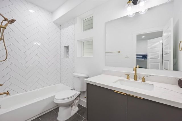 1805 Emir Street M, Houston, TX 77009