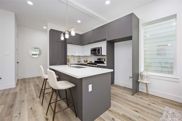 1805 Emir Street M, Houston, TX 77009