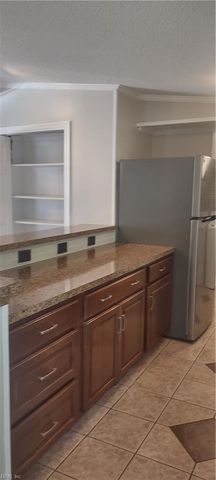 314 Cattail LN, Yorktown, VA 23693
