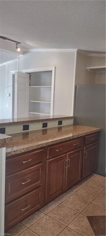 314 Cattail LN, Yorktown, VA 23693