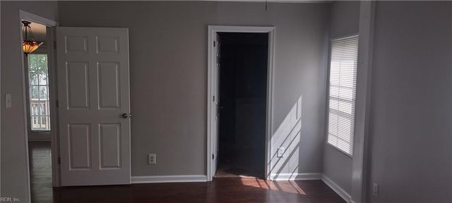 314 Cattail LN, Yorktown, VA 23693