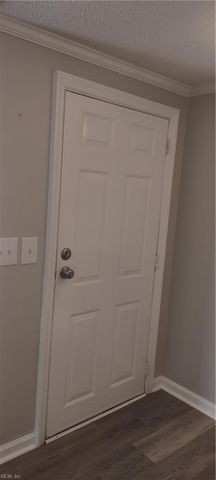 314 Cattail LN, Yorktown, VA 23693