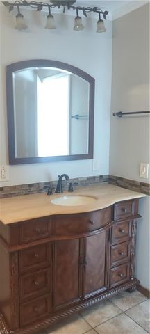 314 Cattail LN, Yorktown, VA 23693
