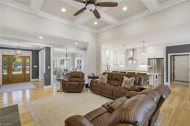 2488 Friendship Ledford Road, Winston-salem, NC 27107