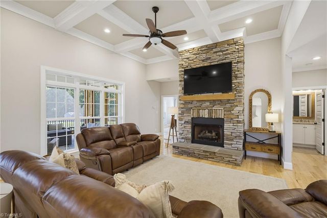 2488 Friendship Ledford Road, Winston-salem, NC 27107