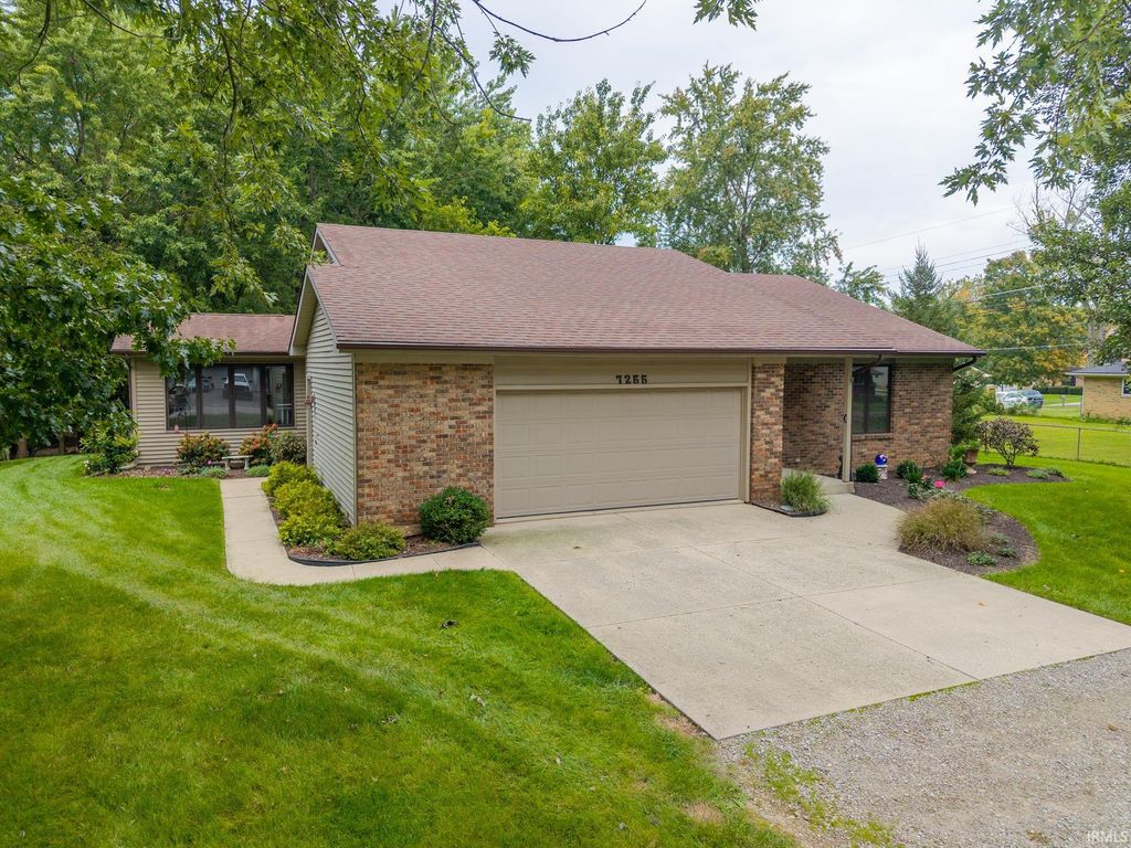 7255 Pana Drive, Fort Wayne, IN 46835