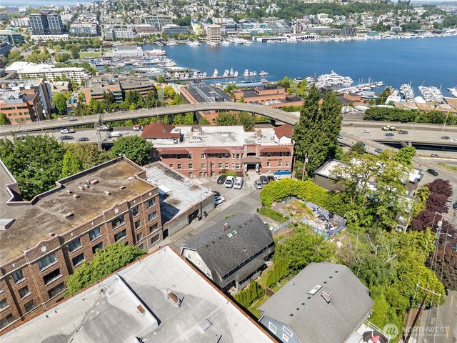 1010 Bellevue Court E, Seattle, WA 98102