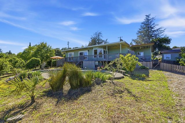 5851 Vine Hill Rd, Sebastopol, CA 95472