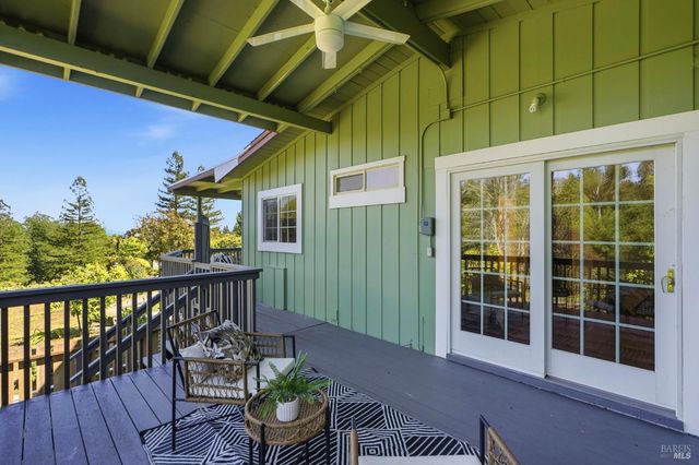 5851 Vine Hill Rd, Sebastopol, CA 95472