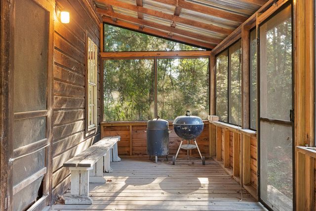 1301 Private Road 3591, Gause, TX 77857