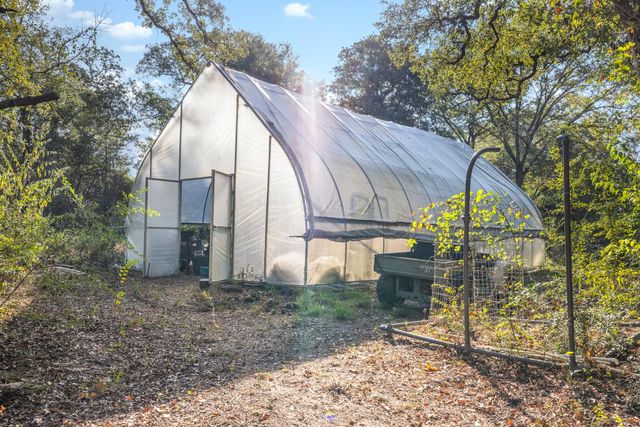 1301 Private Road 3591, Gause, TX 77857