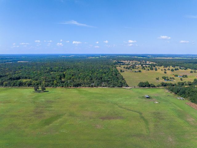 1301 Private Road 3591, Gause, TX 77857