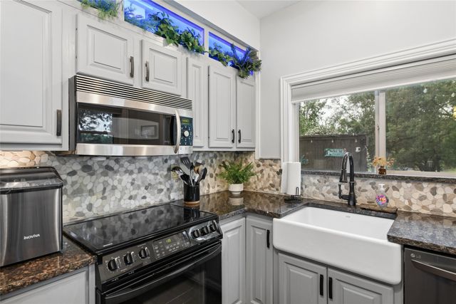 149 Summer Place Circle BLDG N UNIT 149, Pottsboro, TX 75076