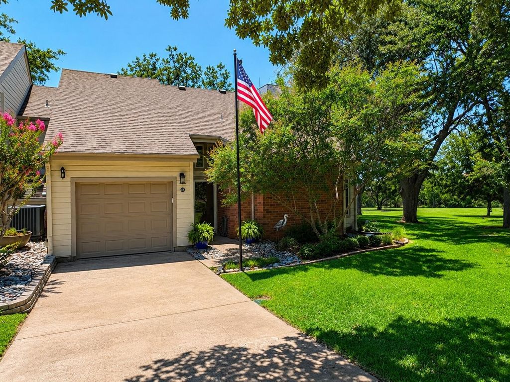 149 Summer Place Circle BLDG N UNIT 149, Pottsboro, TX 75076