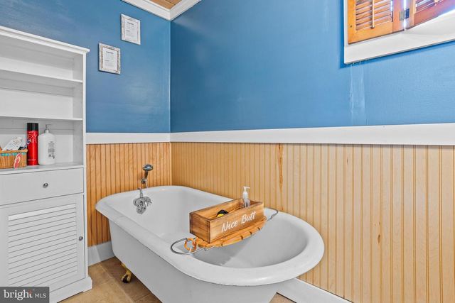 8223 C ST, Chesapeake Beach, MD 20732