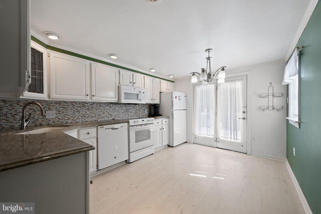 675 FULTON ST, Conshohocken, PA 19428