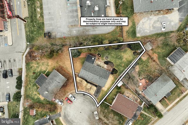 1107 FIRESIDE CT, York, PA 17404