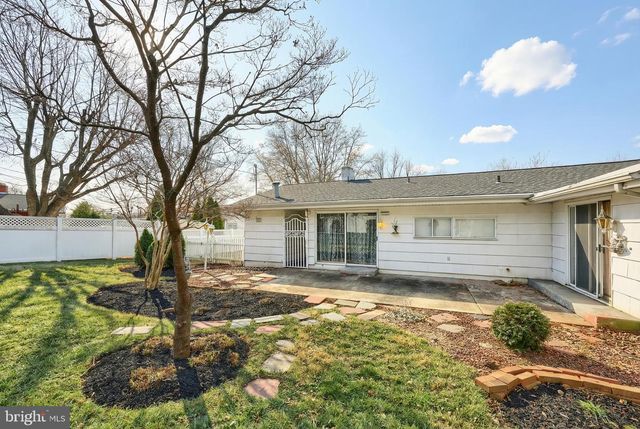 1107 FIRESIDE CT, York, PA 17404