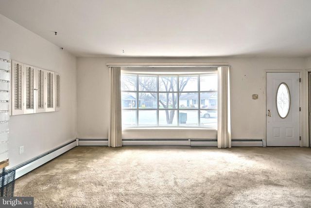 1107 FIRESIDE CT, York, PA 17404