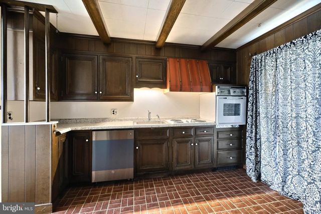 1107 FIRESIDE CT, York, PA 17404