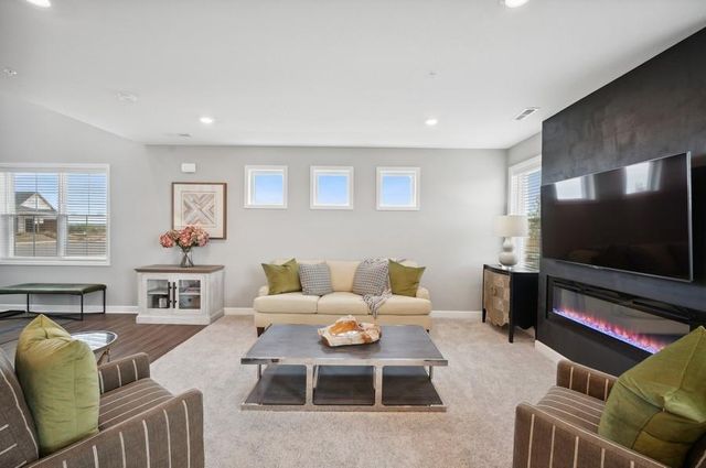 1705 Tyrone Drive, Shakopee, MN 55379