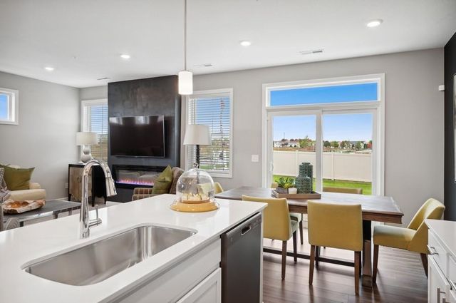 1705 Tyrone Drive, Shakopee, MN 55379