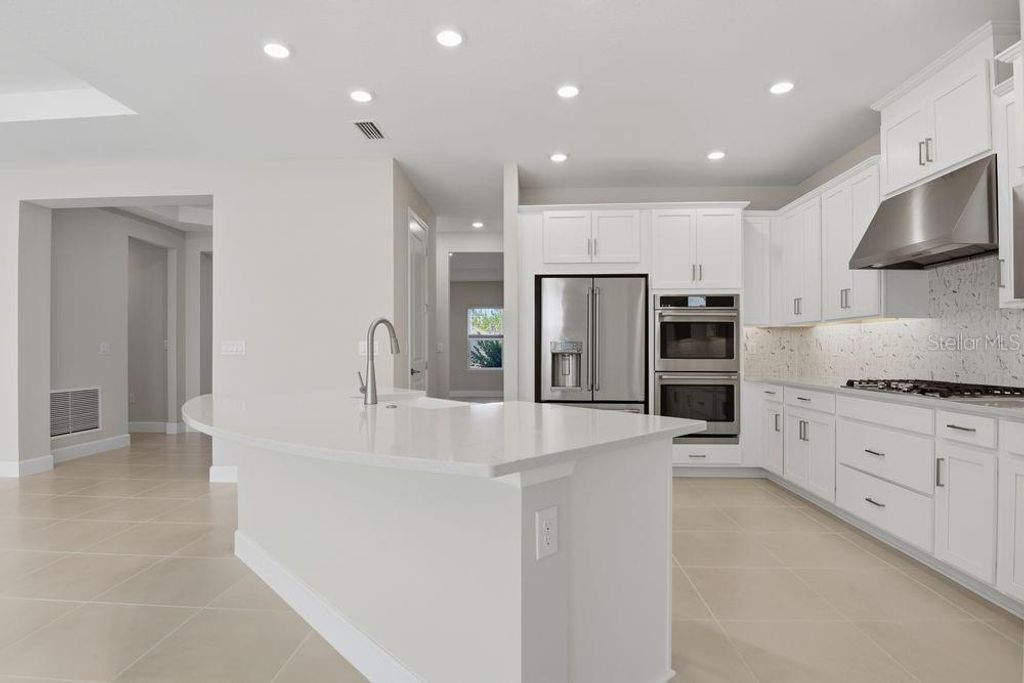 Image 5 of property listing at 664 JUNONIA BOULEVARD, New Smyrna Beach, FL 32168