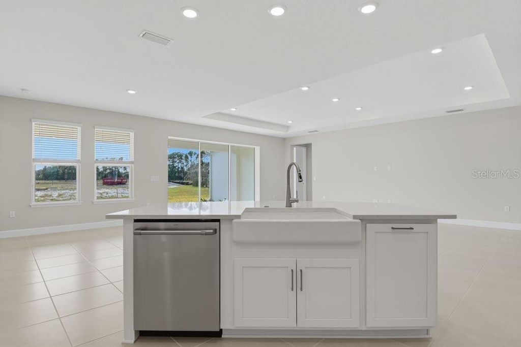 Image 6 of property listing at 664 JUNONIA BOULEVARD, New Smyrna Beach, FL 32168