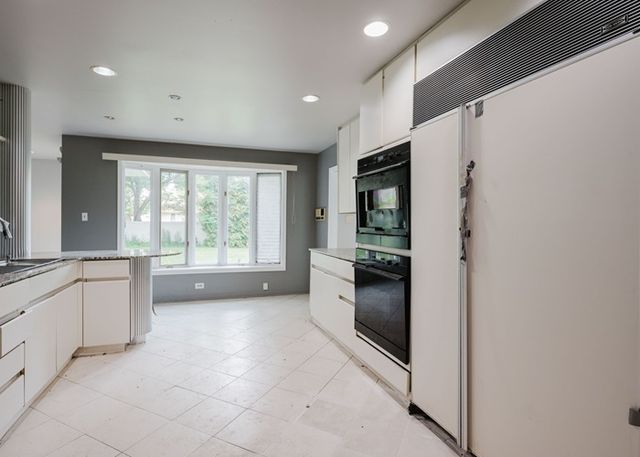3045 Scott Crescent, Flossmoor, IL 60422
