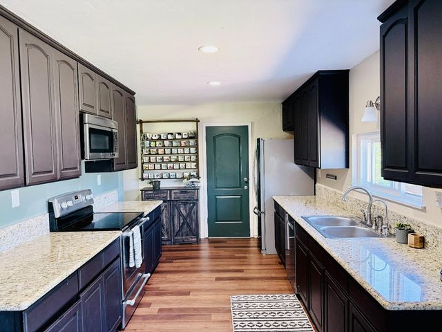 535 N Roberta Way, Marysville, CA 95901