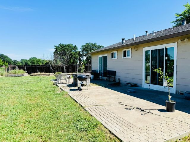 535 N Roberta Way, Marysville, CA 95901