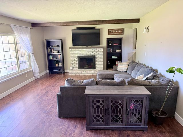 535 N Roberta Way, Marysville, CA 95901