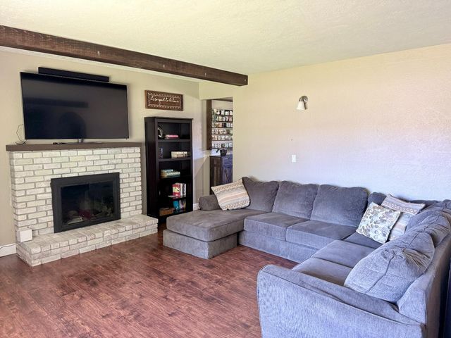 535 N Roberta Way, Marysville, CA 95901