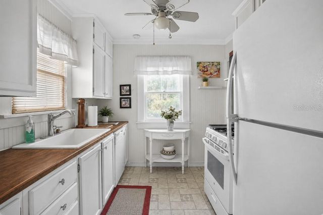 772 38TH AVENUE S, St Petersburg, FL 33705