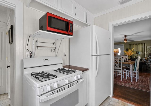 772 38TH AVENUE S, St Petersburg, FL 33705