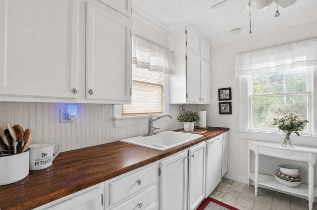 772 38TH AVENUE S, St Petersburg, FL 33705