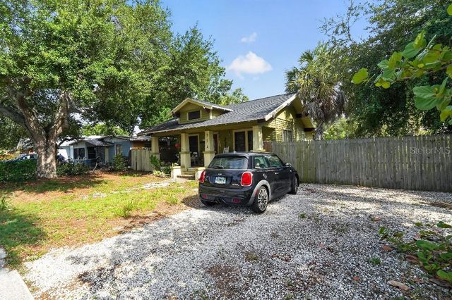 772 38TH AVENUE S, St Petersburg, FL 33705