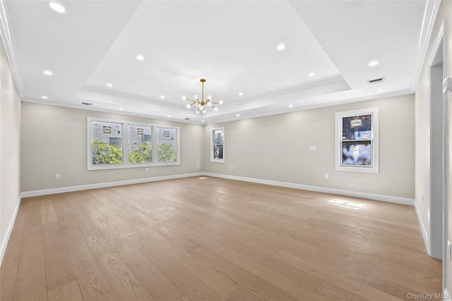 2 Circle Drive, Syosset, NY 11791