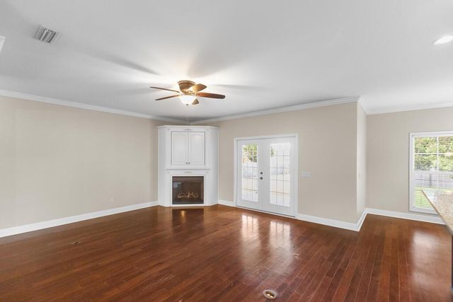 207 Lace Dr., Dothan, AL 36301